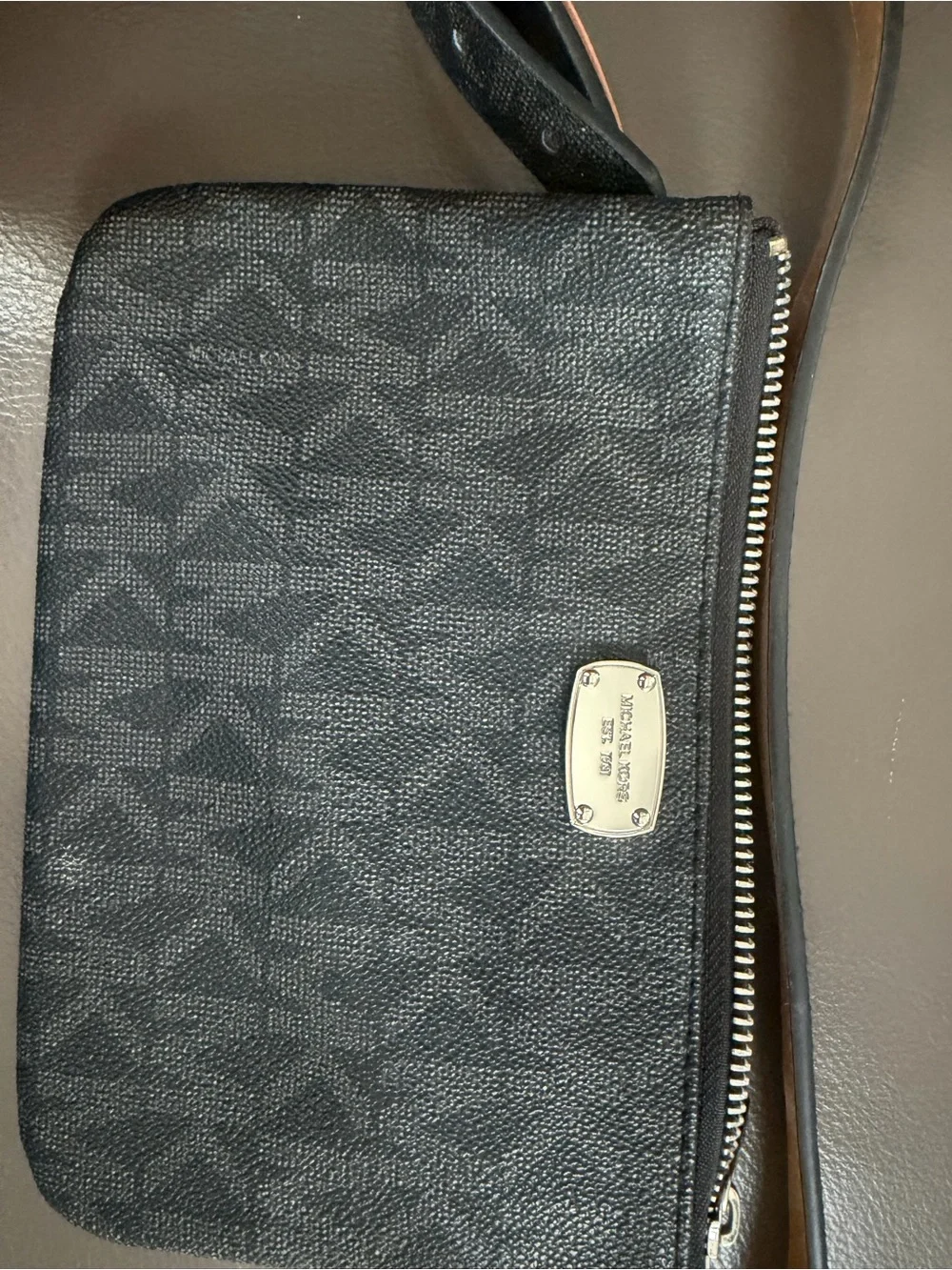 Michael Kors Black logo belt bag size XL